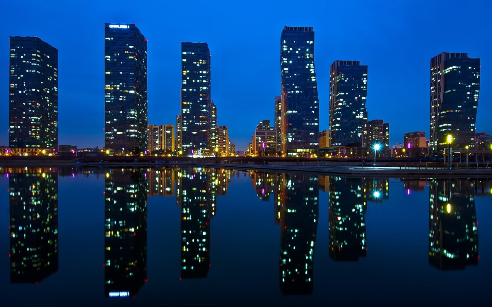 九游娱乐注册-赛尔·阿尔斯塔：南非队防守战术的完美执行者，阿尔塞塔斯一世